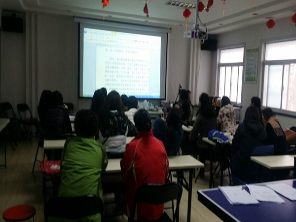 锁金村人口_人口普查图片(2)